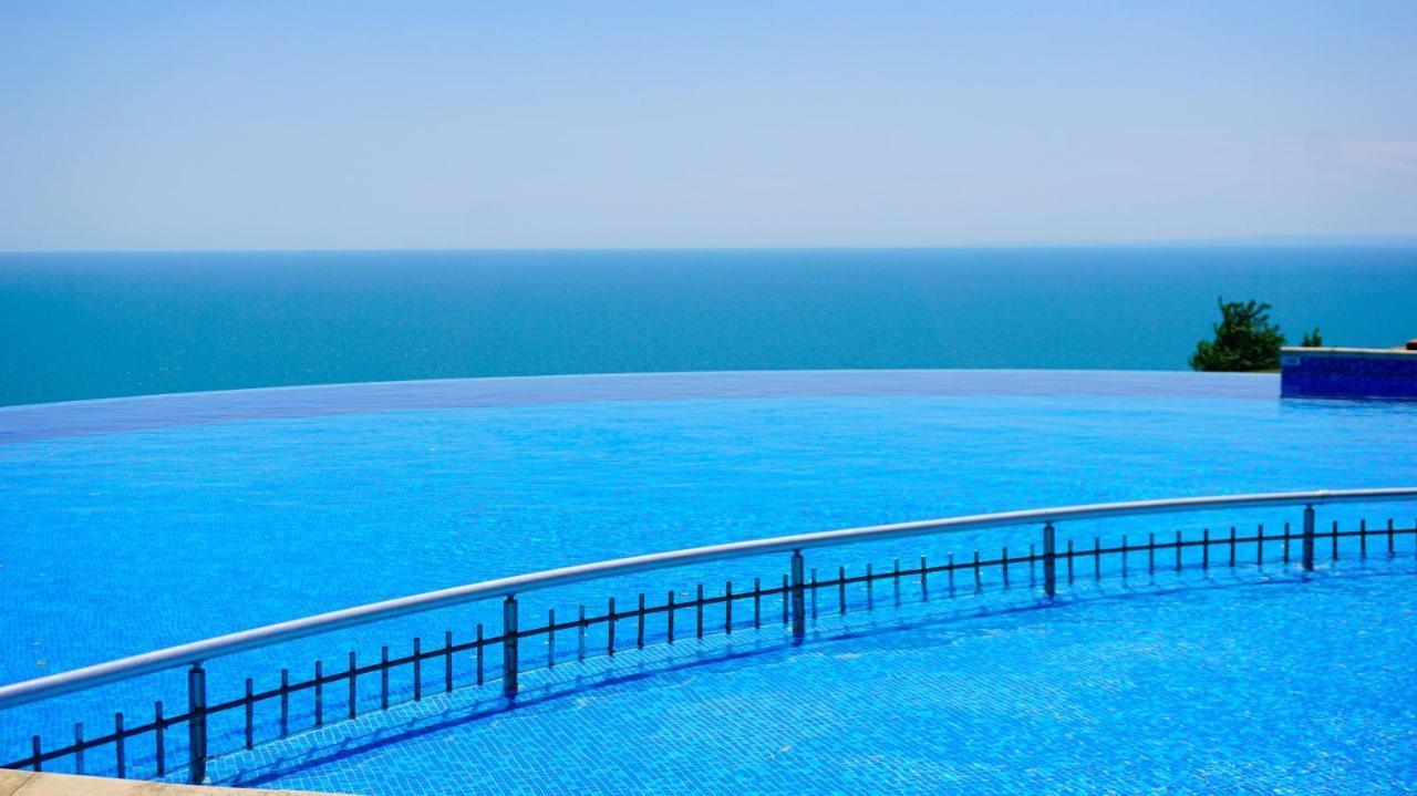 Морски Апартаменти Джулай Морнинг - July Morning Sea View Apartments Kavarna Exteriér fotografie