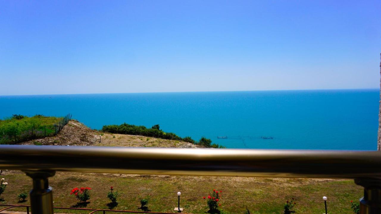 Морски Апартаменти Джулай Морнинг - July Morning Sea View Apartments Kavarna Exteriér fotografie