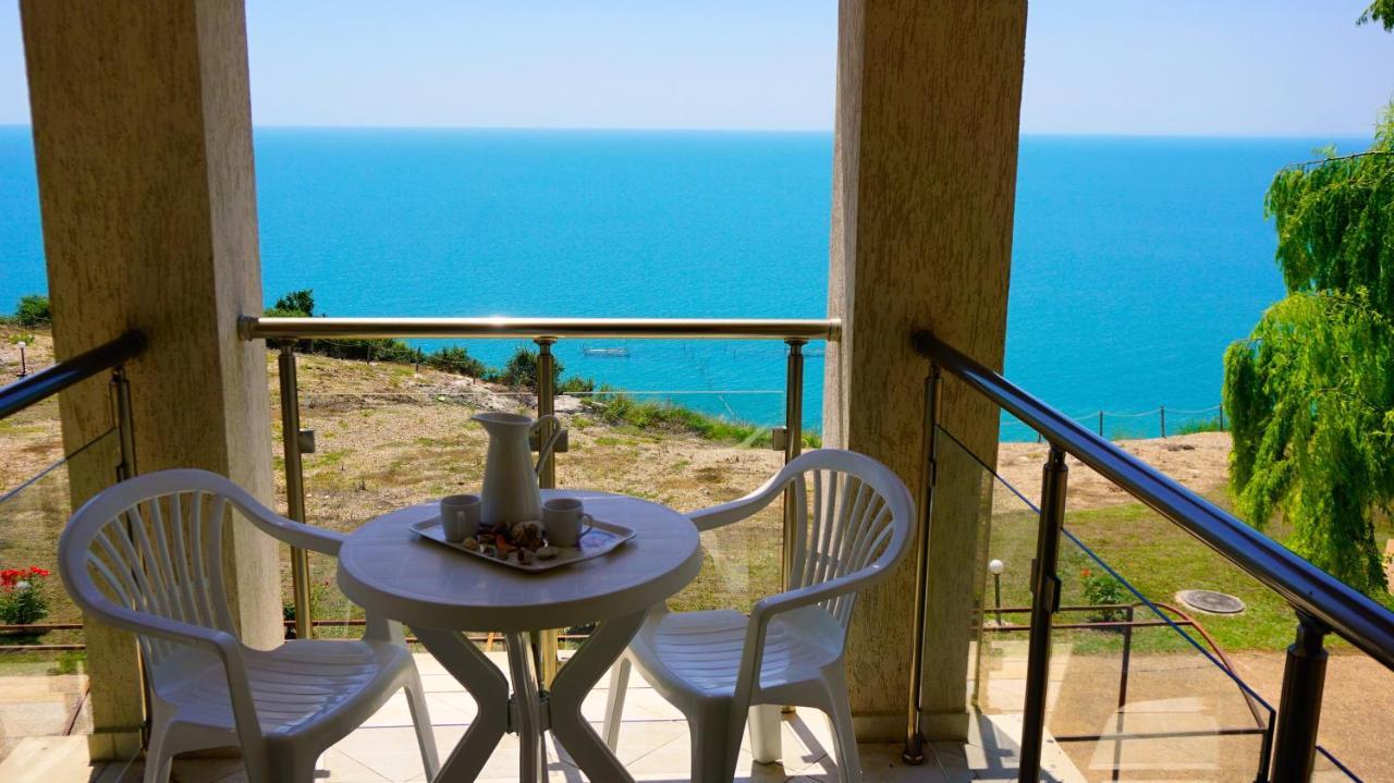 Морски Апартаменти Джулай Морнинг - July Morning Sea View Apartments Kavarna Exteriér fotografie