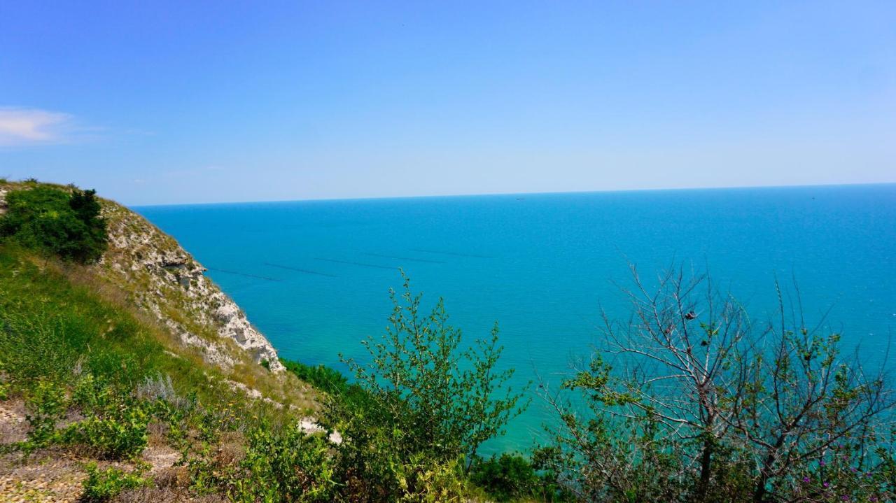 Морски Апартаменти Джулай Морнинг - July Morning Sea View Apartments Kavarna Exteriér fotografie