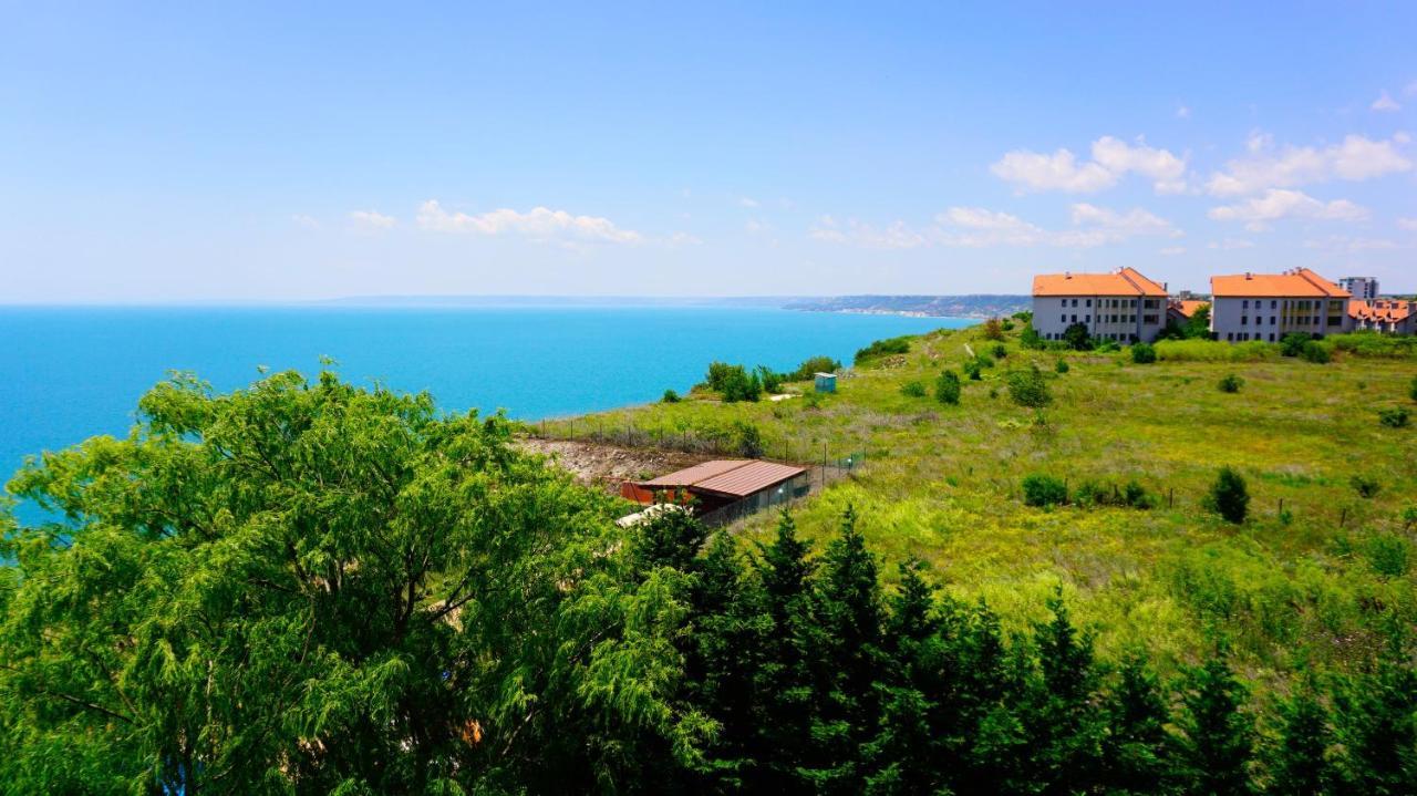 Морски Апартаменти Джулай Морнинг - July Morning Sea View Apartments Kavarna Exteriér fotografie