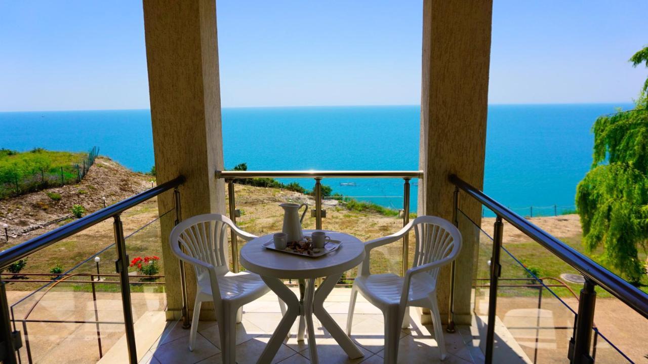 Морски Апартаменти Джулай Морнинг - July Morning Sea View Apartments Kavarna Exteriér fotografie
