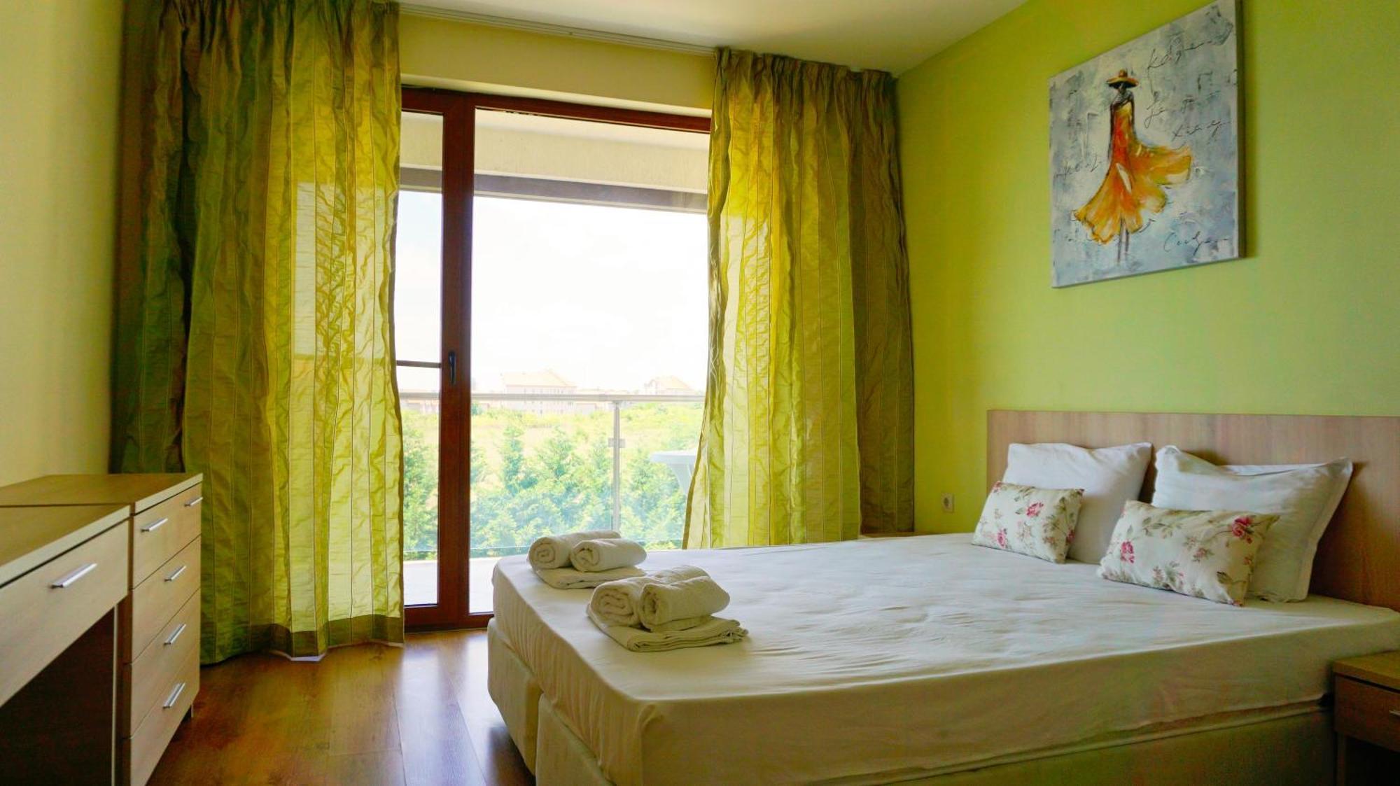 Морски Апартаменти Джулай Морнинг - July Morning Sea View Apartments Kavarna Pokoj fotografie